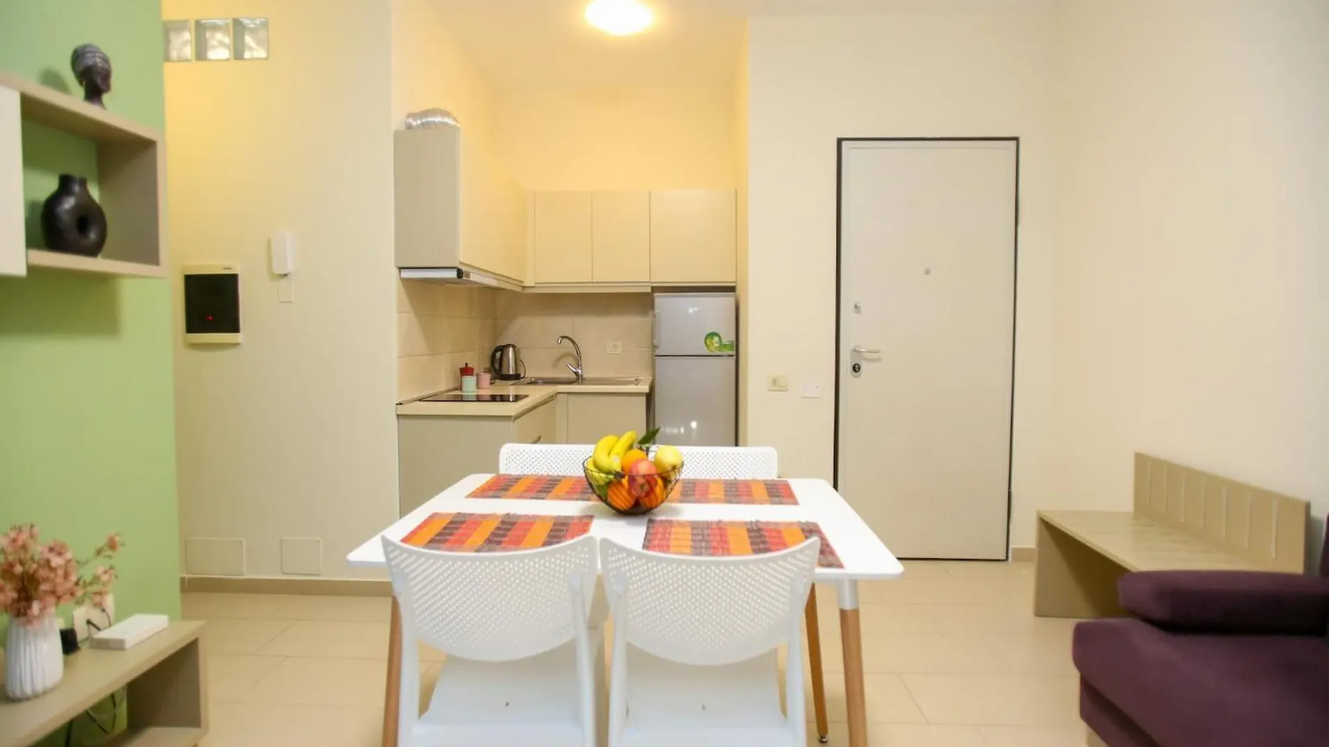 Spacious Apartment For Five Guests Gjirokastër 0*,
