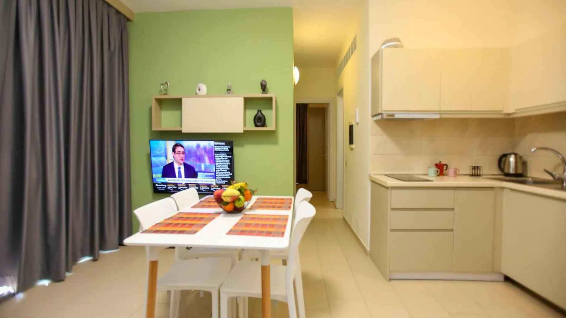 Spacious Apartment For Five Guests Gjirokastër